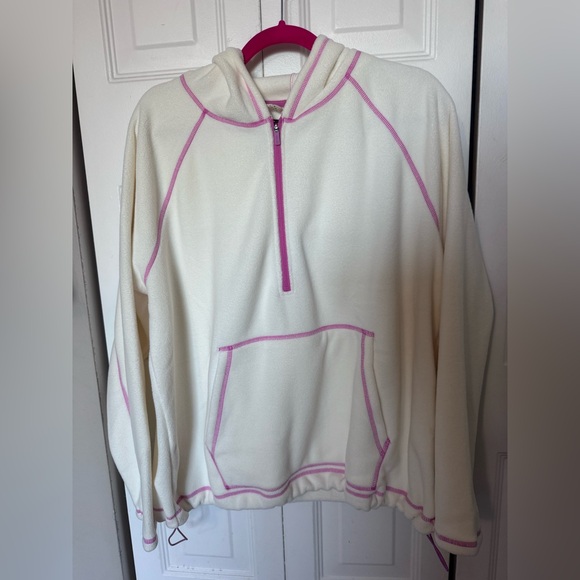 Bass Outdoor Fleece Jacket in Cream and Pink - Picture 1 of 5